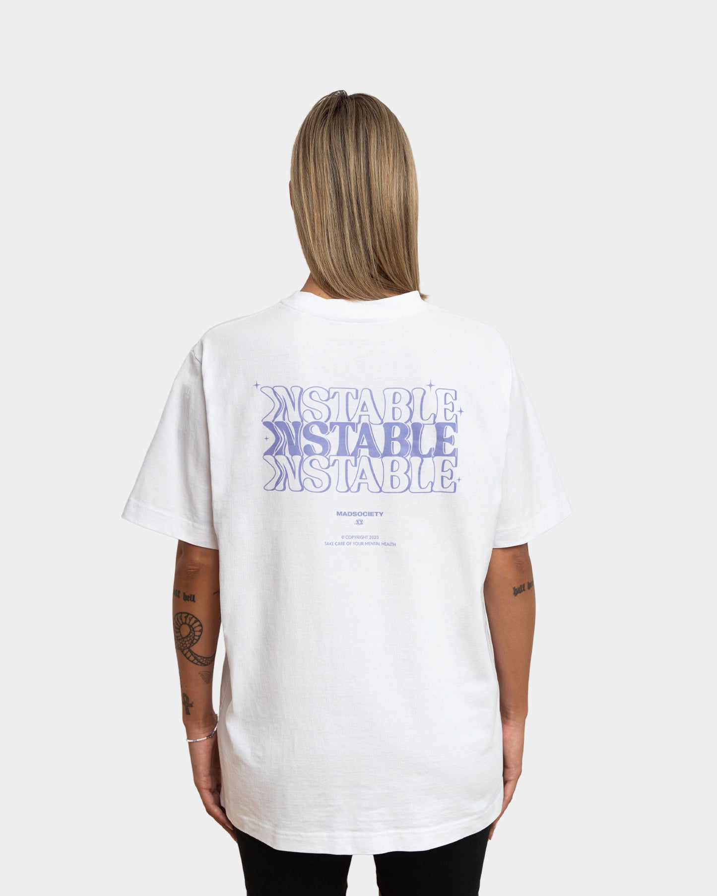 "INSTABLE" TEE /w carlotta.xx